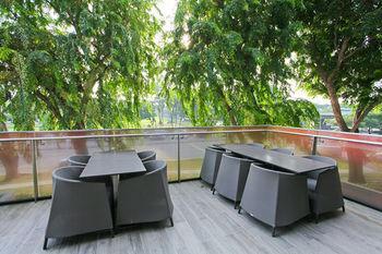 Aqueen Paya Lebar 4* Singapur